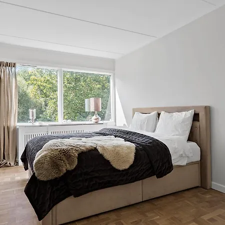 1 Bedroom Beautiful In Lejlighed Humlebæk