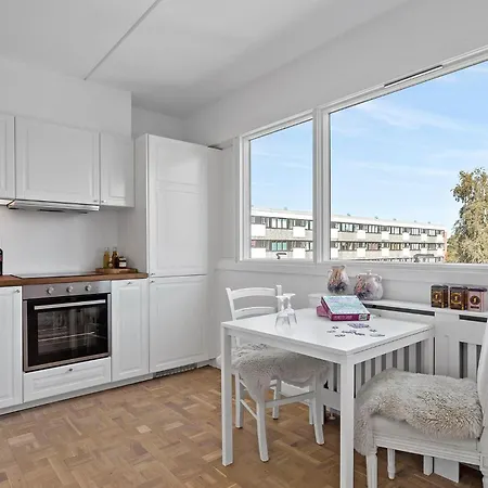 1 Bedroom Beautiful In Lejlighed *